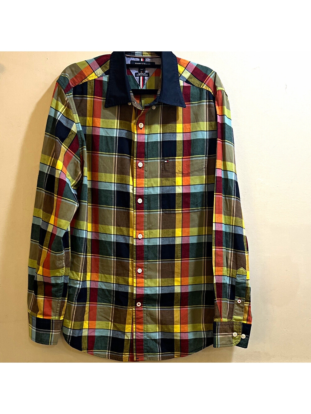 Tommy Hilfiger Classic Fit Men’s Multicolor Plaid Cotton Button-Up Pockets M